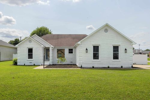 700 Edison Ave, Muscle Shoals, AL, 35661-1808 | Card Image