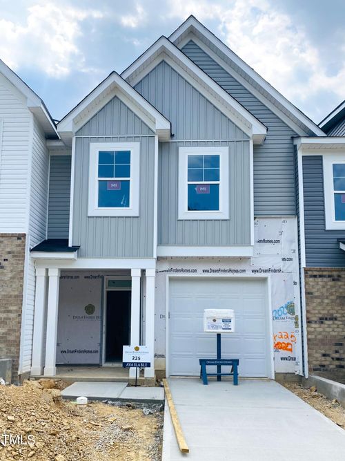 225-539 Barrington Row Ave, Zebulon, NC, 27597-3709 | Card Image