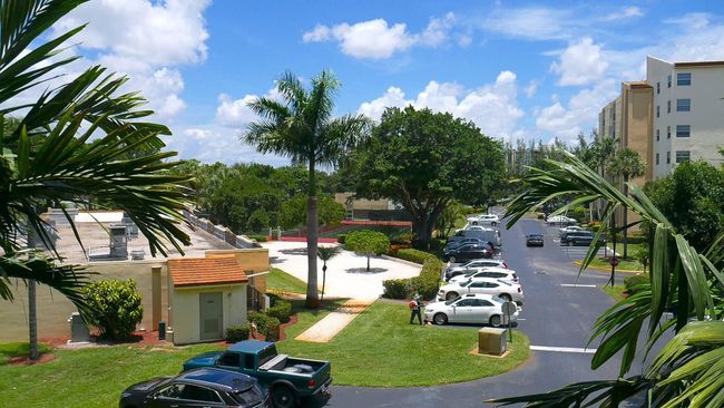 APT-708B - 3910 Inverrary Blvd, Condo with 3 bedrooms, 3 bathrooms and null parking in Lauderhill FL | Image 42
