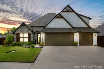 10309 S 233rd Place E, House other with 4 bedrooms, 3 bathrooms and null parking in Broken Arrow OK | Image 1