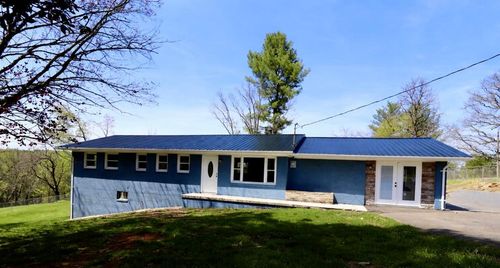 8 Ridge St, Castlewood, VA, 24224-5509 | Card Image