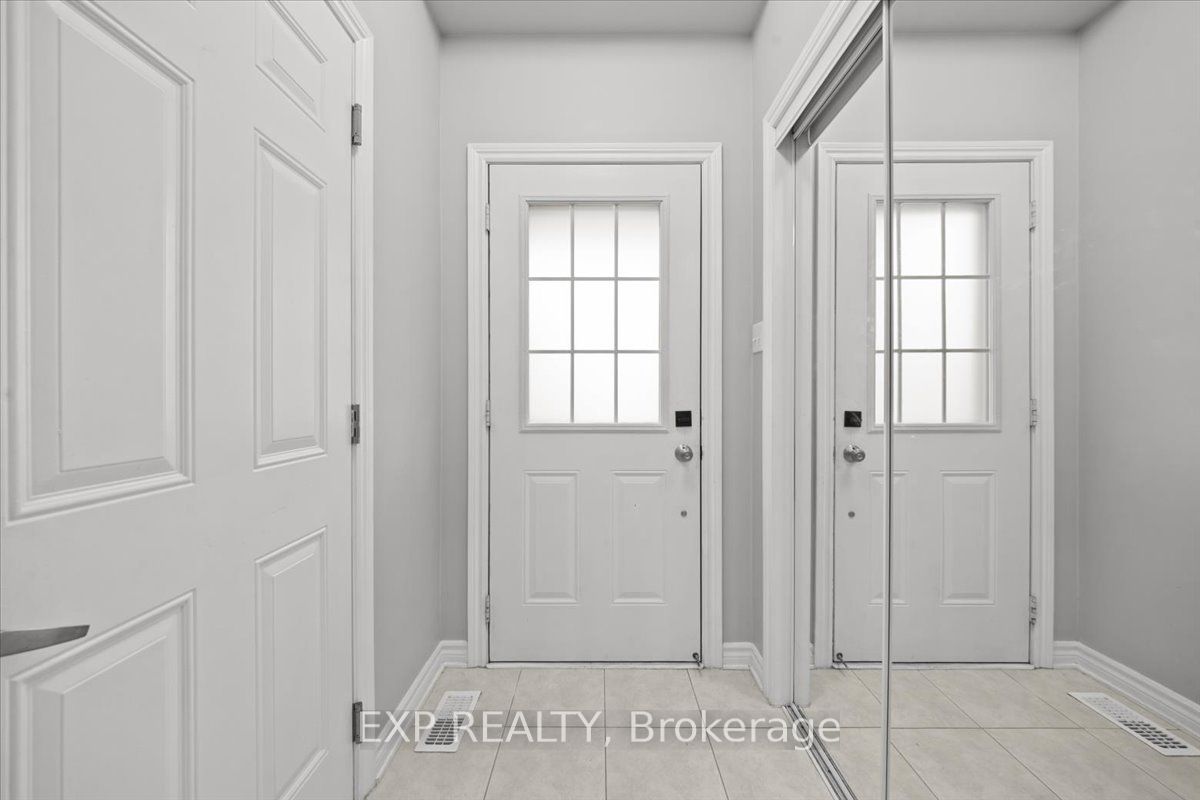 Residential in Stittsville - Munster - Richmond 4
