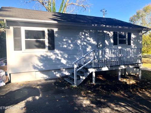 154 Outer Dr, Oak Ridge, TN, 37830-5363 | Card Image