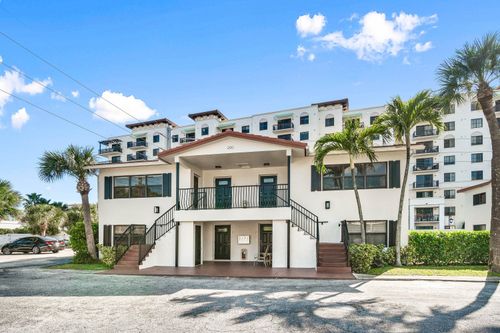 apt-3-200 Sw 7th St, Boca Raton, FL, 33432-5971 | Card Image