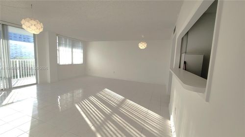 apt-504w-2801 Ne 183rd St, Aventura, FL, 33160-2128 | Card Image