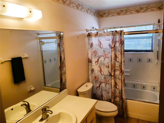 Second bathroom | Image 24