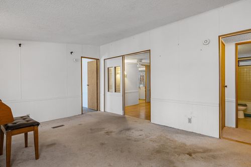 99 Pray Hill Rd, Sanbornville, NH, 03872-3502 | Card Image