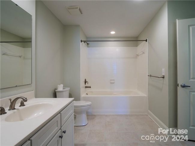 UNIT-501 - 721 Governor Morrison St, Condo with 1 bedrooms, 1 bathrooms and null parking in Charlotte NC | Image 8