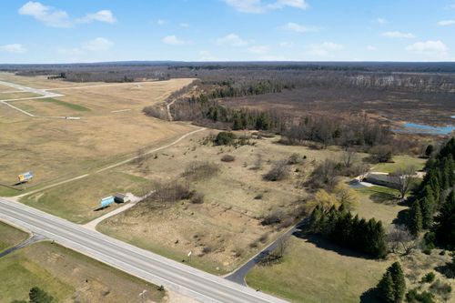 2051 E Parkdale Ave, Manistee, MI, 49660 | Card Image