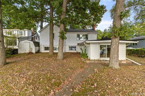1691 Eason, Waterford, MI, 48328-1104 | Card Image