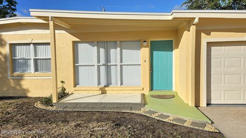 402 Edinburgh Dr, COCOA, FL, 32922-7334 | Card Image