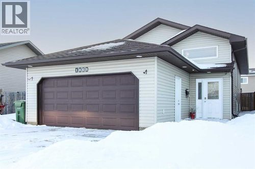 1808 47a Ave, Lloydminster, SK, S9V0Z7 | Card Image