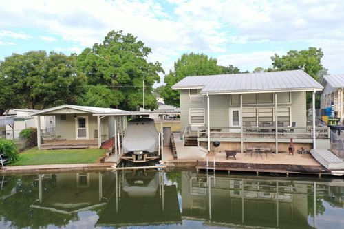 707 County Road 136a, Kingsland, TX, 78639-3933 | Card Image