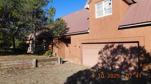 8 Osito Rd, Sandia Park, NM, 87047-9637 | Card Image
