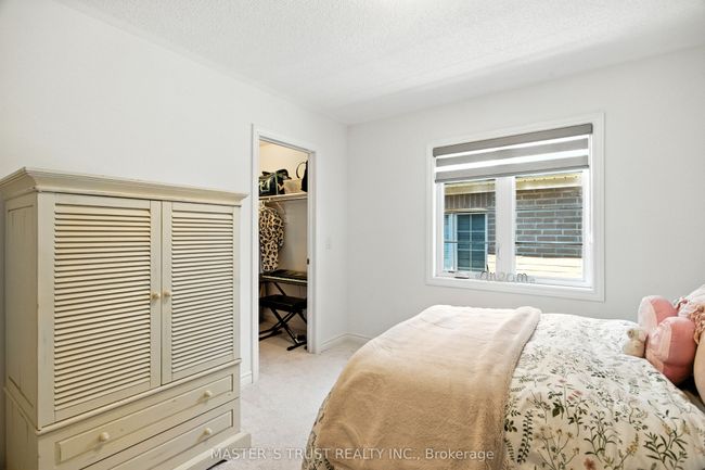 82 Calypso Ave, House other with 5 bedrooms, 4 bathrooms and 2 parking in Minesing ON | Image 32