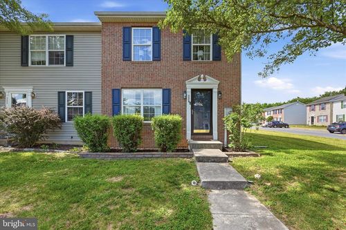 336 Surrey Club Ln, STEPHENS CITY, VA, 22655-2123 | Card Image