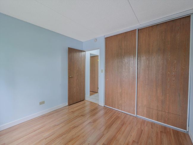 APT-202 - 5600 Astor Ln, Condo with 2 bedrooms, 1 bathrooms and 2 parking in Rolling Meadows IL | Image 12