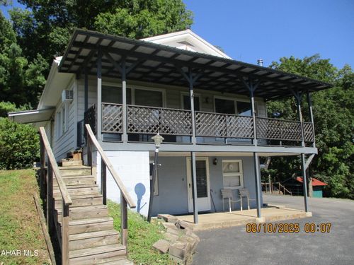 452 Shawnee Dr, Roaring Spring, PA, 16673-8122 | Card Image