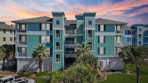 302-4121 Pointe West Dr, Galveston, TX, 77554-3054 | Card Image