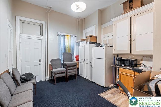 Church kitchen has a separate entrance | Image 17