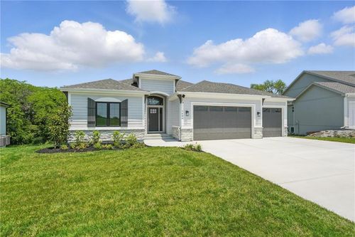 1406 Nw 106th Ter, Kansas City, MO, 64155-1670 | Card Image