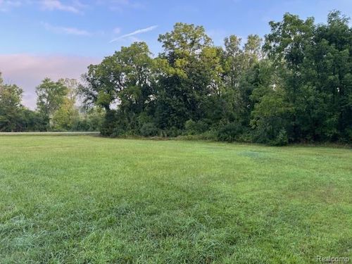 00000 Teggerdine Rd, White Lake, MI, 48386 | Card Image