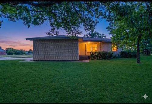 324 Cole Rd, Red Oak, TX, 75154-4706 | Card Image