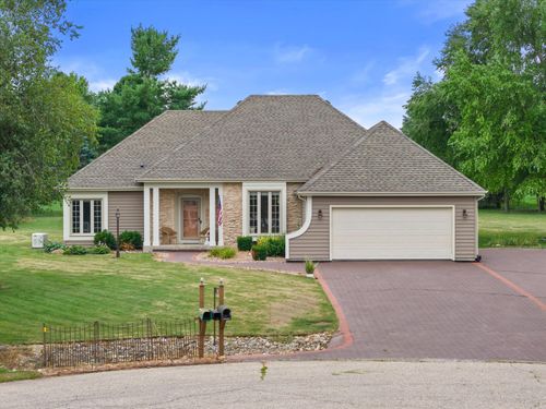 6187 Killdeer Ct, Burlington, WI, 53105-8419 | Card Image