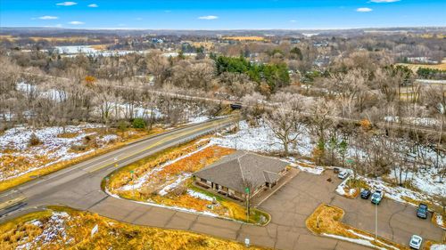 8993 33rd St N, Lake Elmo, MN, 55042-9209 | Card Image