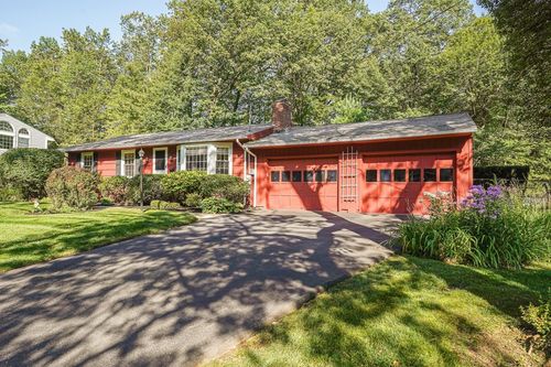 41 Valley Hill Dr, Holden, MA, 01520-1656 | Card Image