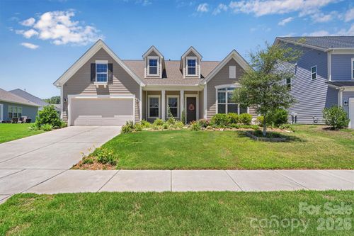 8091 Woodline Ln, Denver, NC, 28037-9229 | Card Image