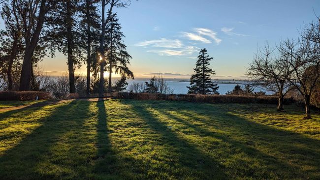 285 English Bluff Road, House other with 1 bedrooms, 2 bathrooms and 4 parking in Delta BC | Image 4