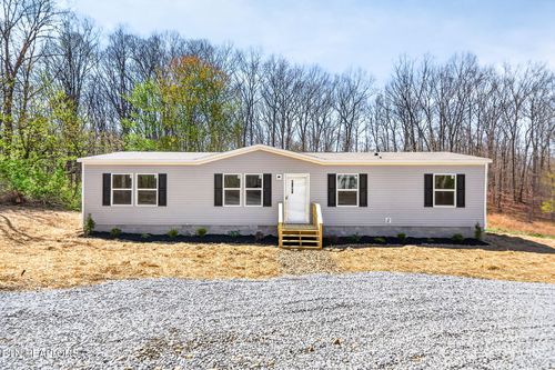 223 Dublin Dr, Crossville, TN, 38572-3093 | Card Image
