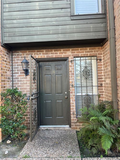 apt-74-6111 Beverlyhill St, Houston, TX, 77057-6646 | Card Image