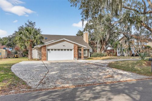 1595 Shady Oak Dr, Kissimmee, FL, 34744-6655 | Card Image