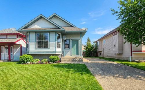 9024 63 Ave, Grande Prairie, AB, T8W2M3 | Card Image