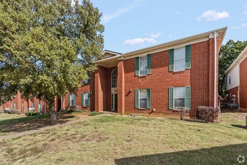 7050 John T White Rd, Fort Worth, TX, 76120-3206 | Card Image