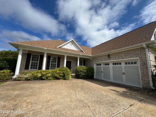1011 Ginger Lily Way, Leland, NC, 28451-9115 | Card Image