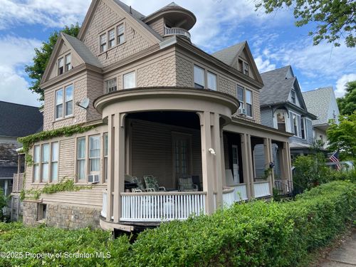 601 Quincy Ave, Scranton, PA, 18510-1722 | Card Image