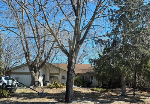 52 Andover Dr, Coram, NY, 11727-2303 | Card Image