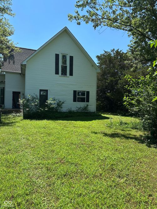 12713 Pickard Rd, Kirklin, IN, 46050-9179 | Card Image