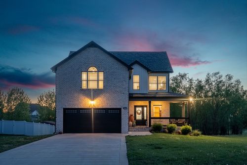 2968 Kirkwood Rd, Clarksville, TN, 37043-1304 | Card Image