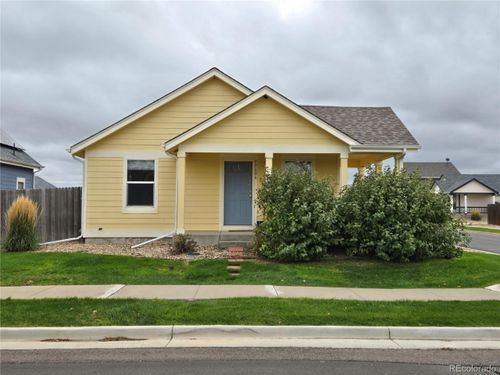 55606 E 28th Pl, Strasburg, CO, 80136-7420 | Card Image