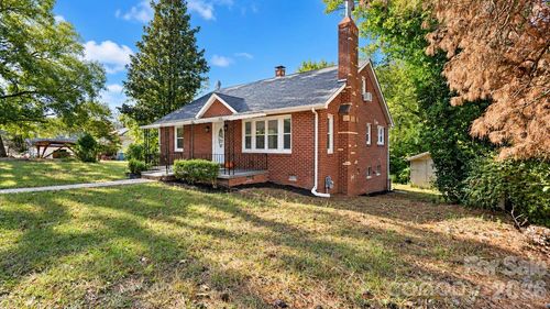 205 Sunrise Ave, Mount Gilead, NC, 27306-9387 | Card Image