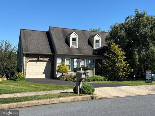 1568 S Jefferson Ct, LANCASTER, PA, 17602-1242 | Card Image