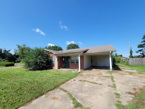 1709 Lee Circle, Blytheville, AR, 72315 | Card Image