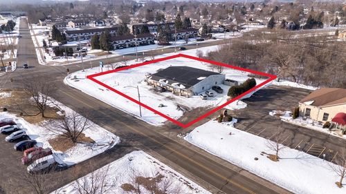 400 W Dekora Street, Saukville, WI, 53080 | Card Image