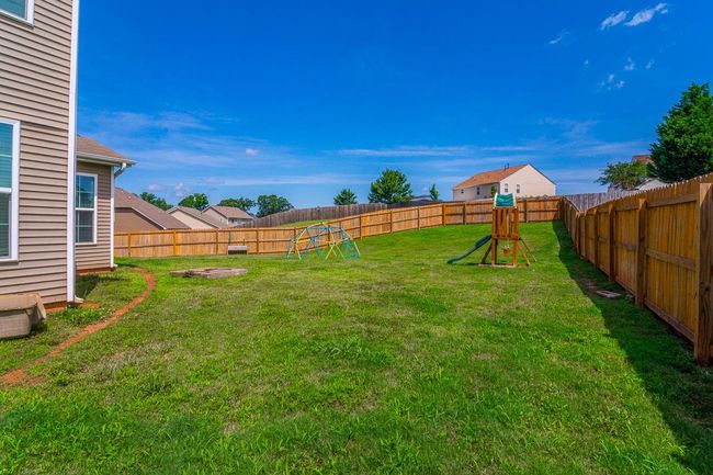 208 Castleton Cir, House other with 3 bedrooms, 3 bathrooms and null parking in Boiling Springs SC | Image 41