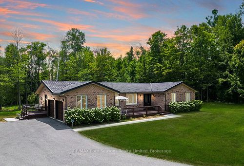 5259 Sunnidale Concession 5 Rd, New Lowell, ON, L0M1N0 | Card Image