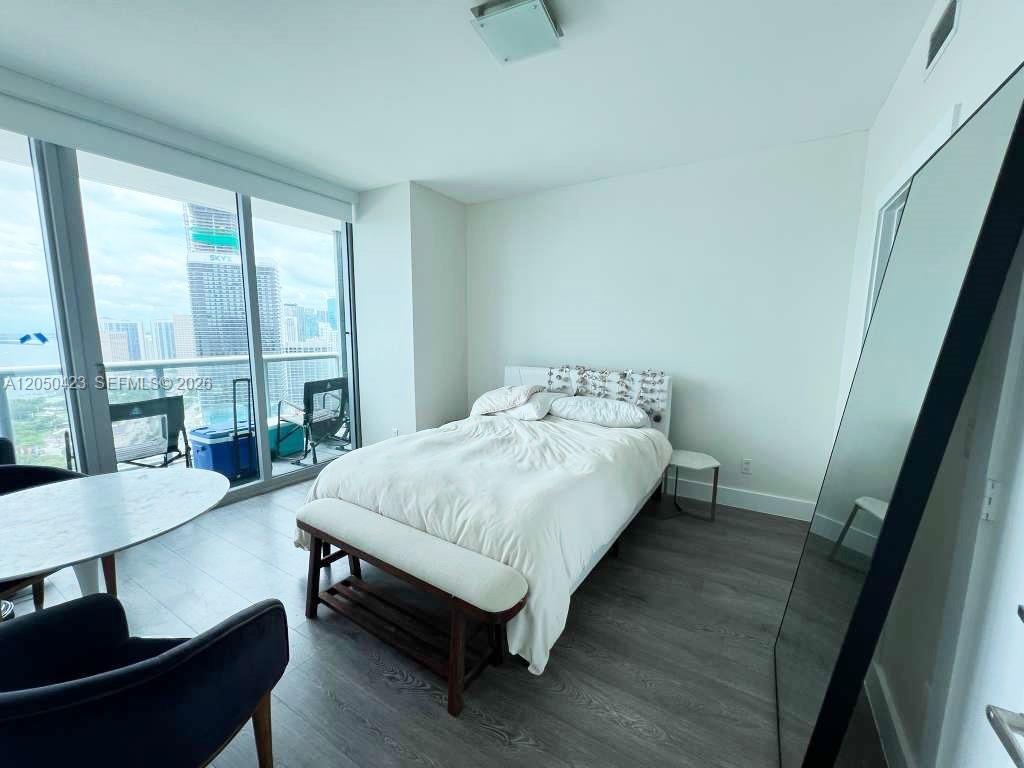 Residential Lease in Miami 4
